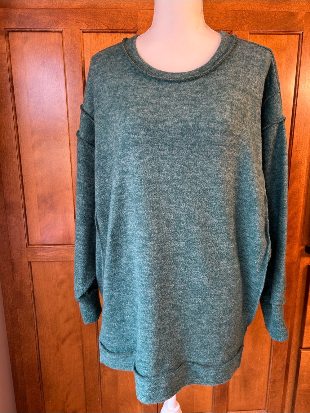Zenana Green Soft Melange Hacci Crew Neck Hi Low Hem Exposed Seam Top Sz 1X/2X